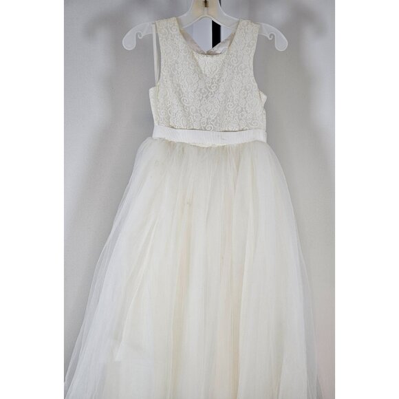 David's Bridal Ball Gown Flower Girl Dress With Heart Cut Out Style #RK1368-SZ 7 - Picture 2 of 15